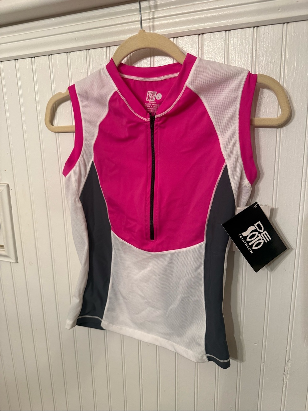 Nwt Desoto Triatholon Small Shell